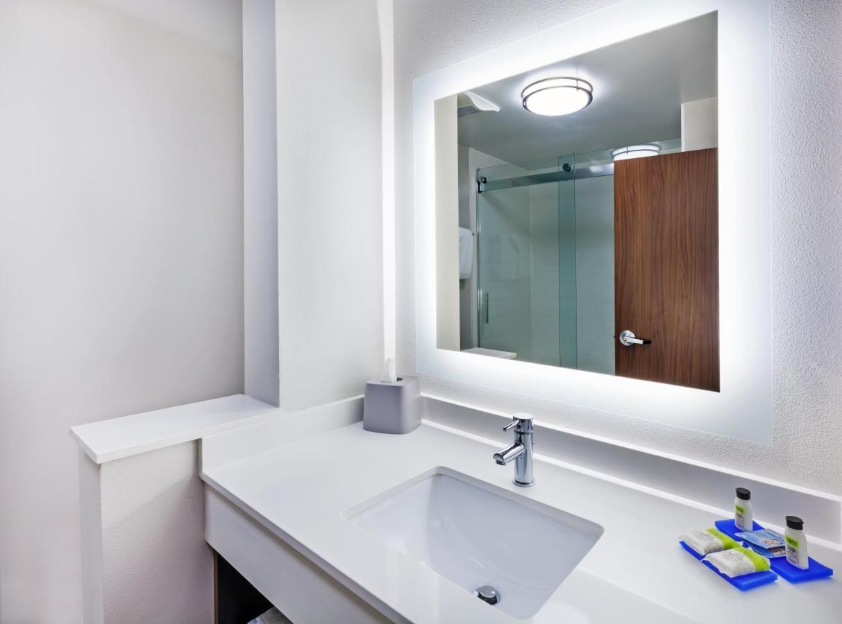 Holiday Inn Express & Suites Tulsa South - Woodland Hills By Ihg Extérieur photo