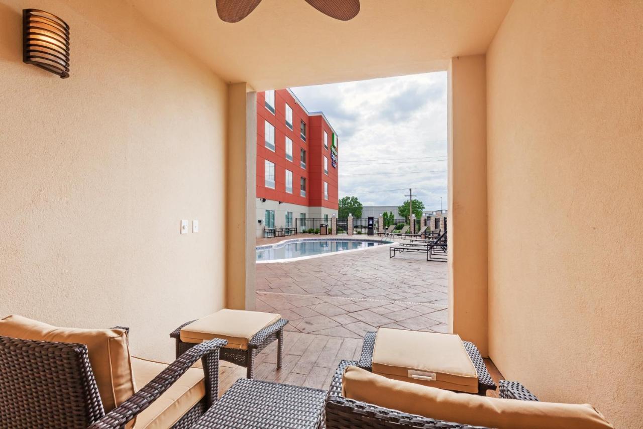Holiday Inn Express & Suites Tulsa South - Woodland Hills By Ihg Extérieur photo