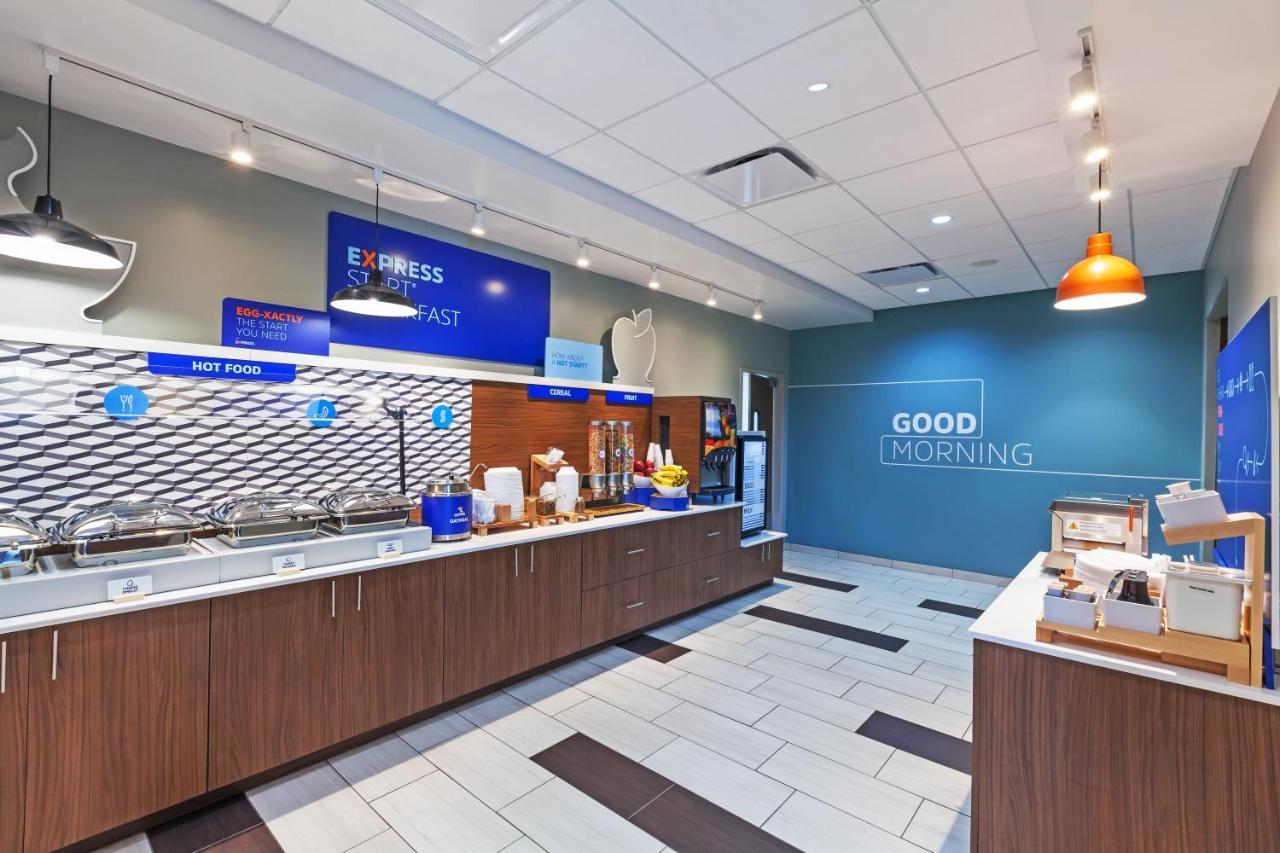 Holiday Inn Express & Suites Tulsa South - Woodland Hills By Ihg Extérieur photo