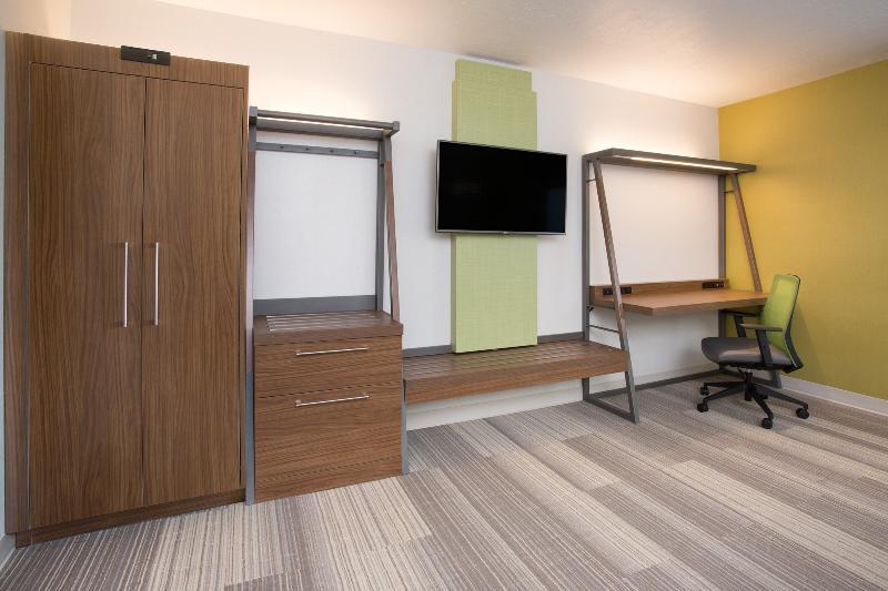Holiday Inn Express & Suites Tulsa South - Woodland Hills By Ihg Extérieur photo